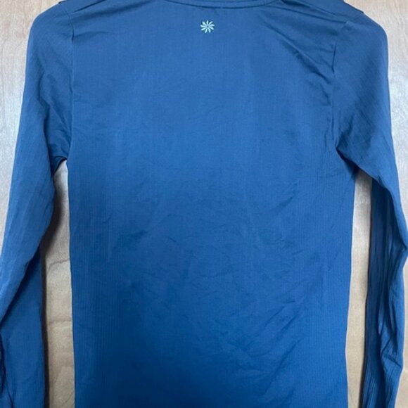 Athleta Flurry Henley - Picture 3 of 4